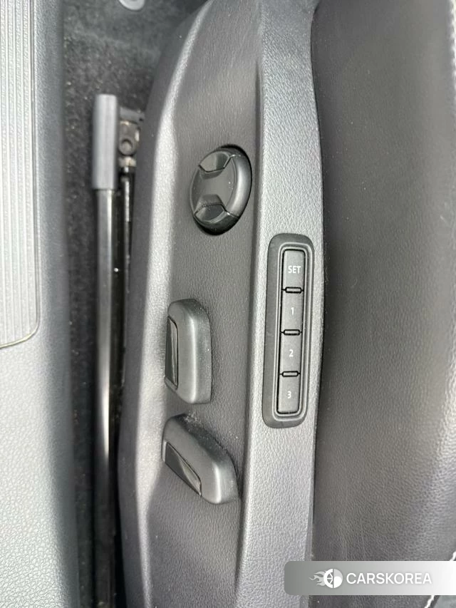 Volkswagen Golf id 4208740 из Китая 17