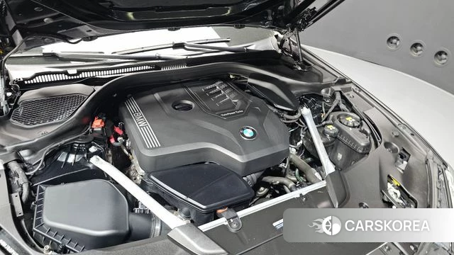 BMW 5 Series (G30) id 4422459 из Кореи 16