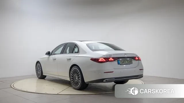 Mercedes-Benz E-Class W214 id 3026608 из Кореи 16