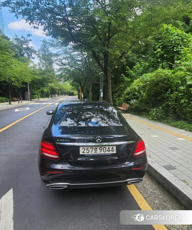 Mercedes-Benz E-Class W213 id 4647250 из Кореи 13
