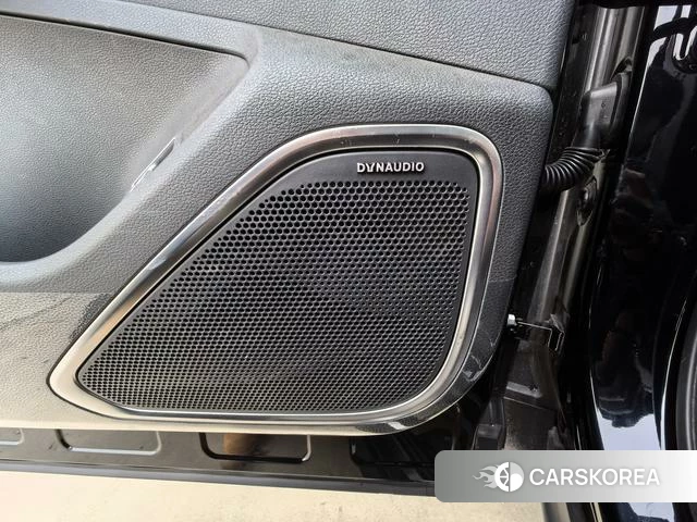 Red flag HS7 PHEV id 4254140 из Китая 18