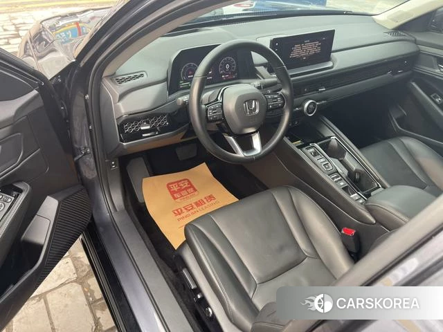 Honda Accord PHEV 2024 Серебристо-серый из Китая, фото 6