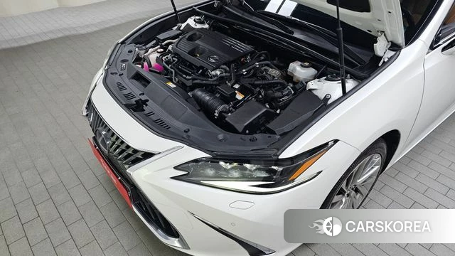 Lexus ES300h 7th generation id 4899261 из Кореи 29