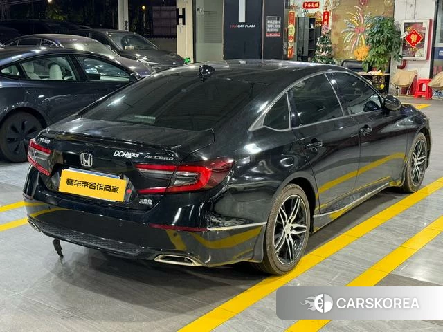 Honda Accord id 4301225 из Китая 16