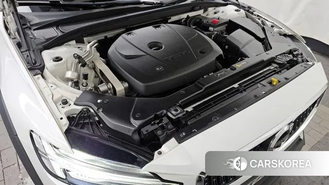 Volvo V60 Cross-Country 2nd Generation id 3578225 из Кореи 16