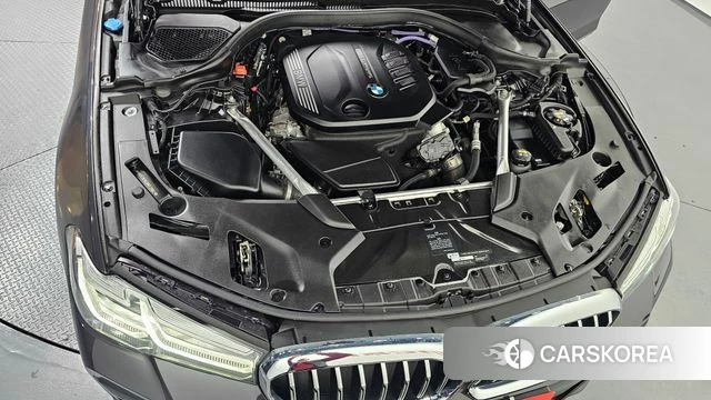 BMW 5 Series (G30) id 3828205 из Кореи 16