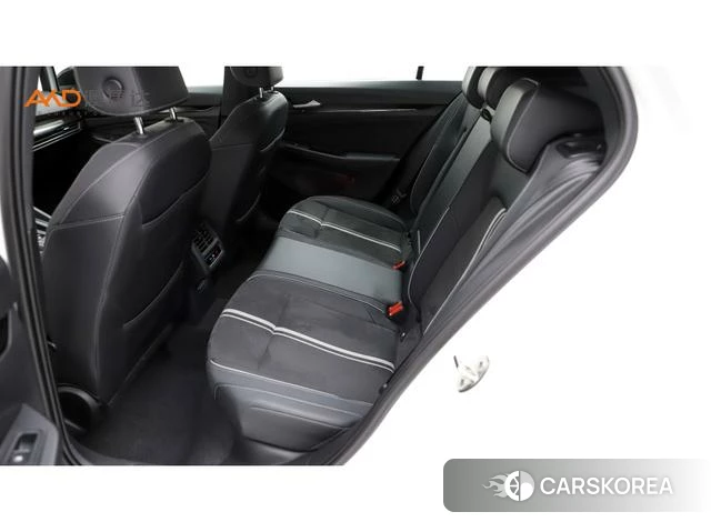Volkswagen Golf 2023 Белый из Китая, фото 6