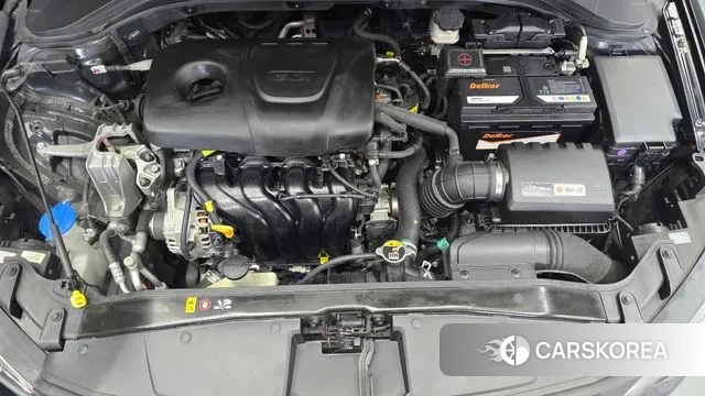 Hyundai Avante AD id 3060853 из Кореи 16