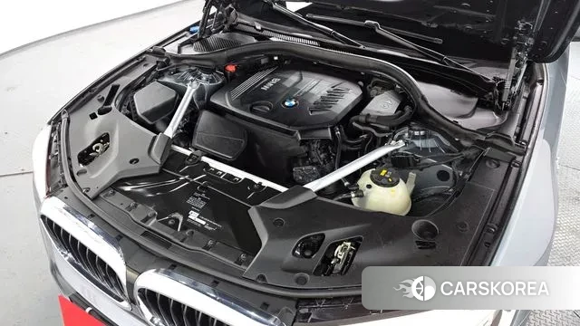 BMW 5 Series (G30) id 3677710 из Кореи 16