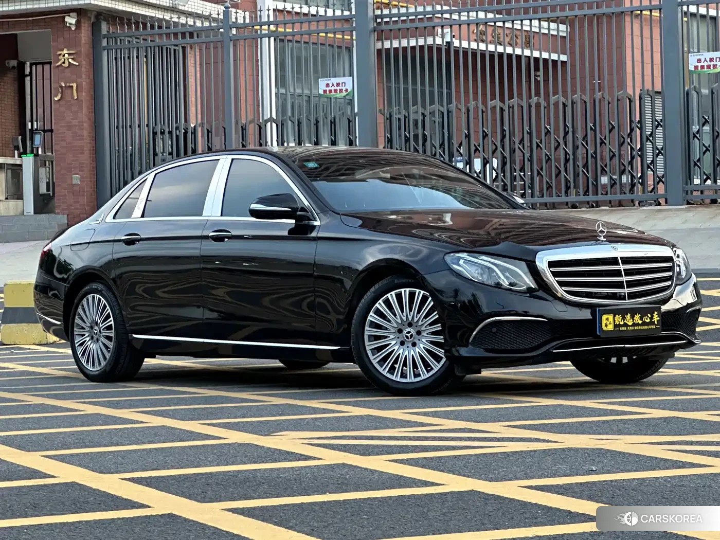 Mercedes-Benz E-Class id 4577746 из Китая 14