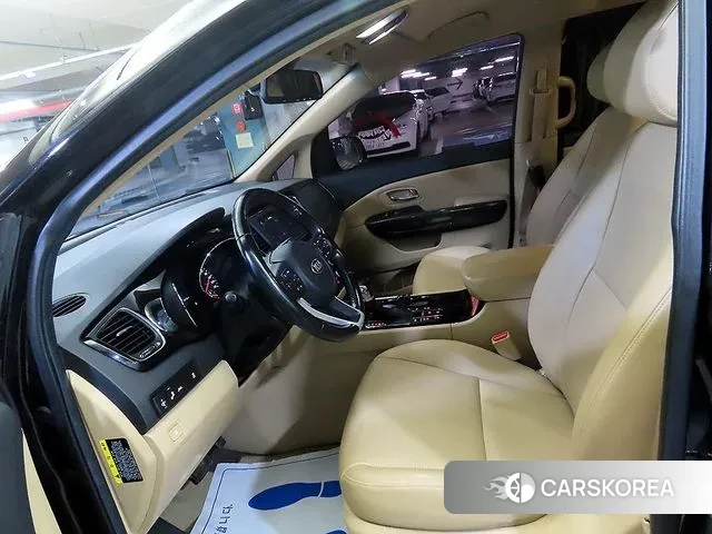 Kia The New Carnival id 3588227 из Кореи 16