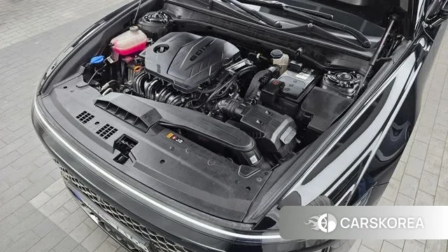 Hyundai Grandeur (GN7) id 3560972 из Кореи 16