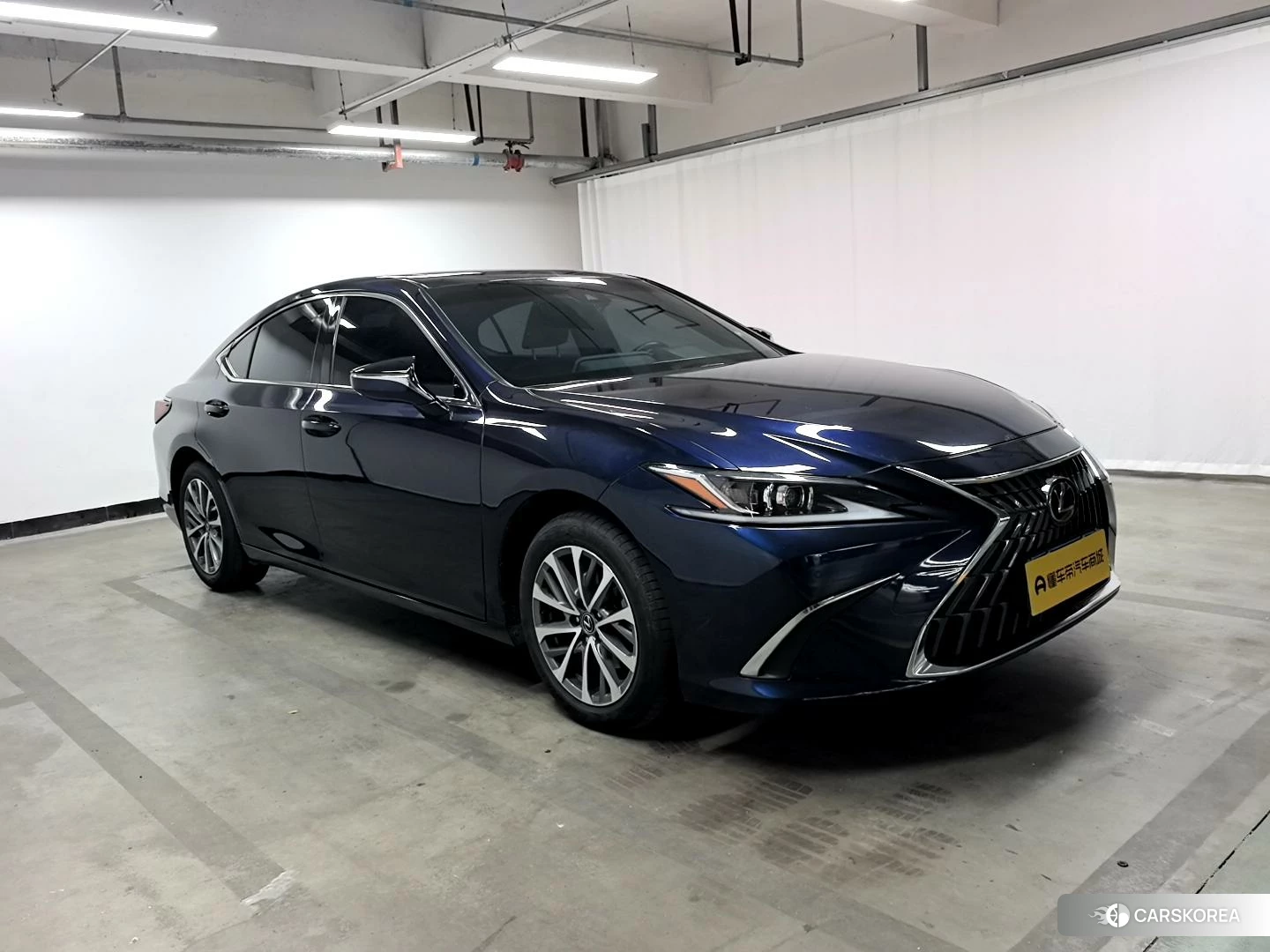 Lexus ES id 4468138 из Китая 16