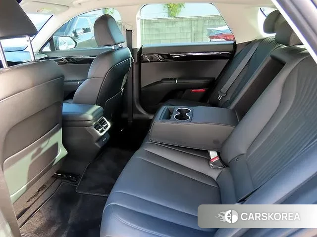 Hyundai Grandeur (GN7) id 3360332 из Кореи 16