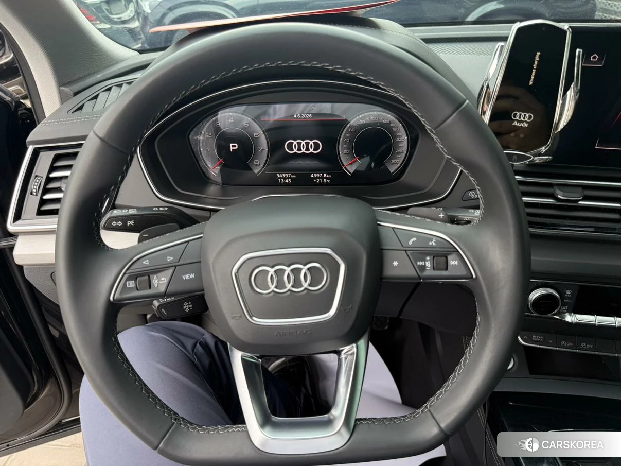 Audi Q5L id 4441378 из Китая 16