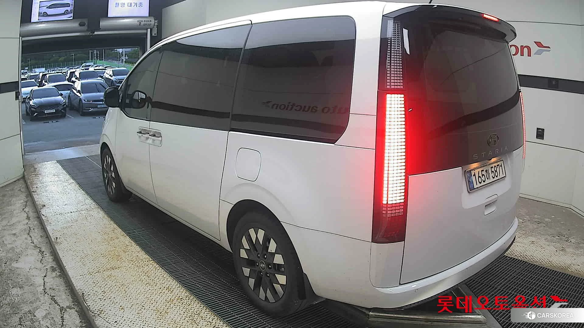 Hyundai Staria Lounge id 4674129 из Кореи 33