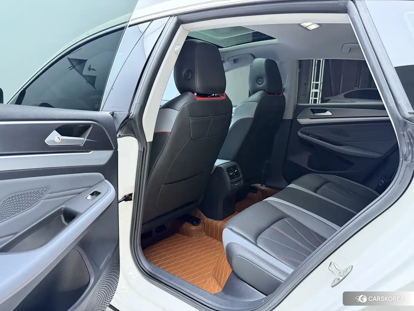 Volkswagen Lamando id 4622453 из Китая 18