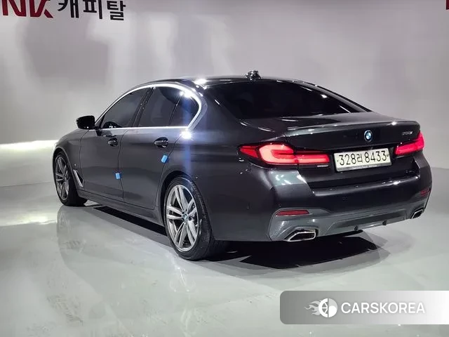 BMW 5 Series (G30) id 2896132 из Кореи 16