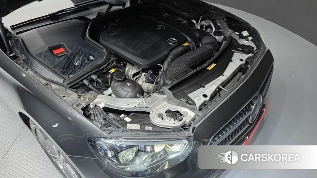 Mercedes-Benz E-Class W213 id 4693069 из Кореи 28