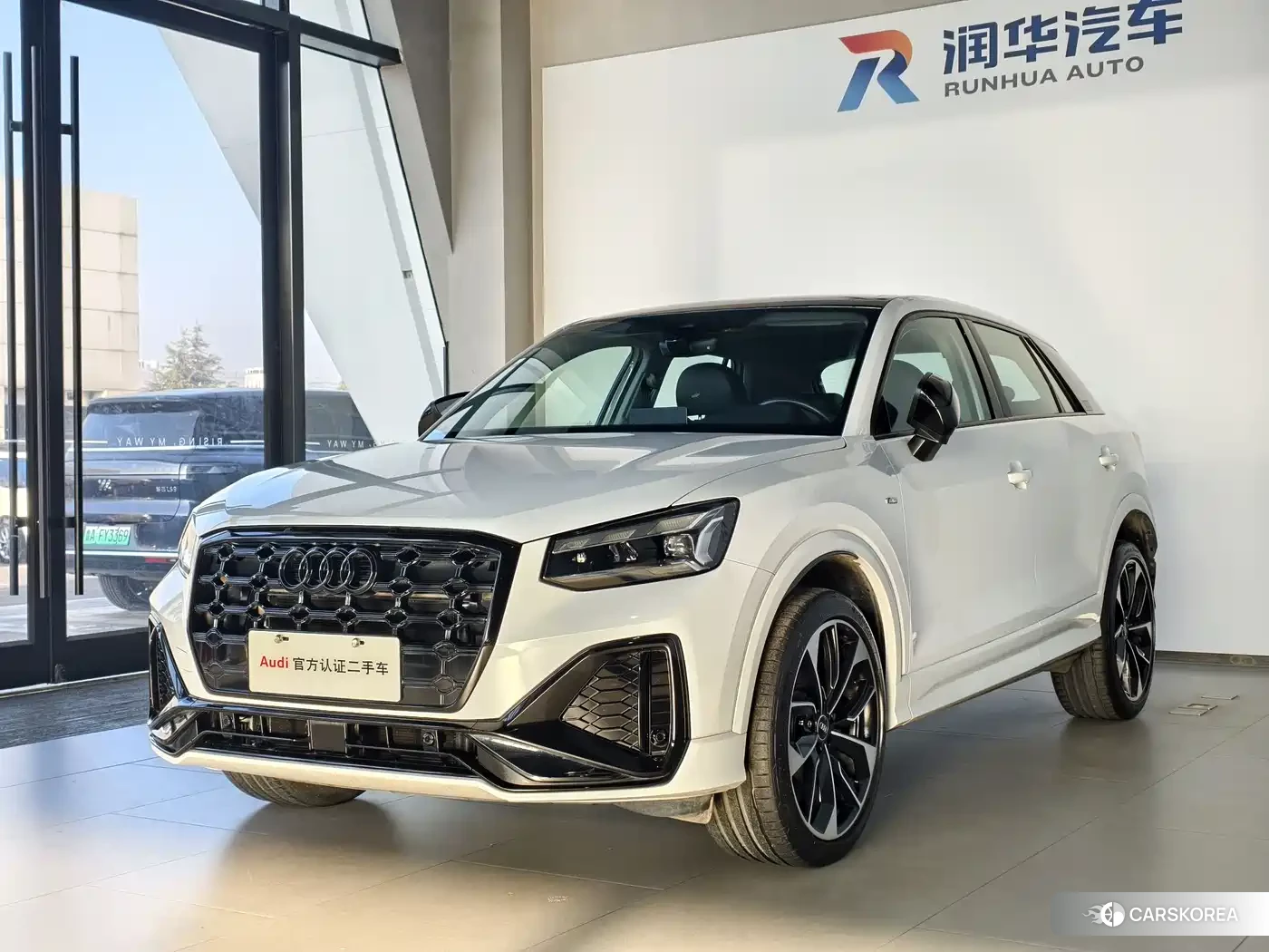 Audi Q2L id 4583626 из Китая 11