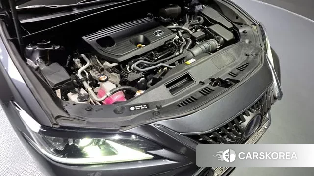 Lexus ES300h 7th generation id 3472791 из Кореи 16