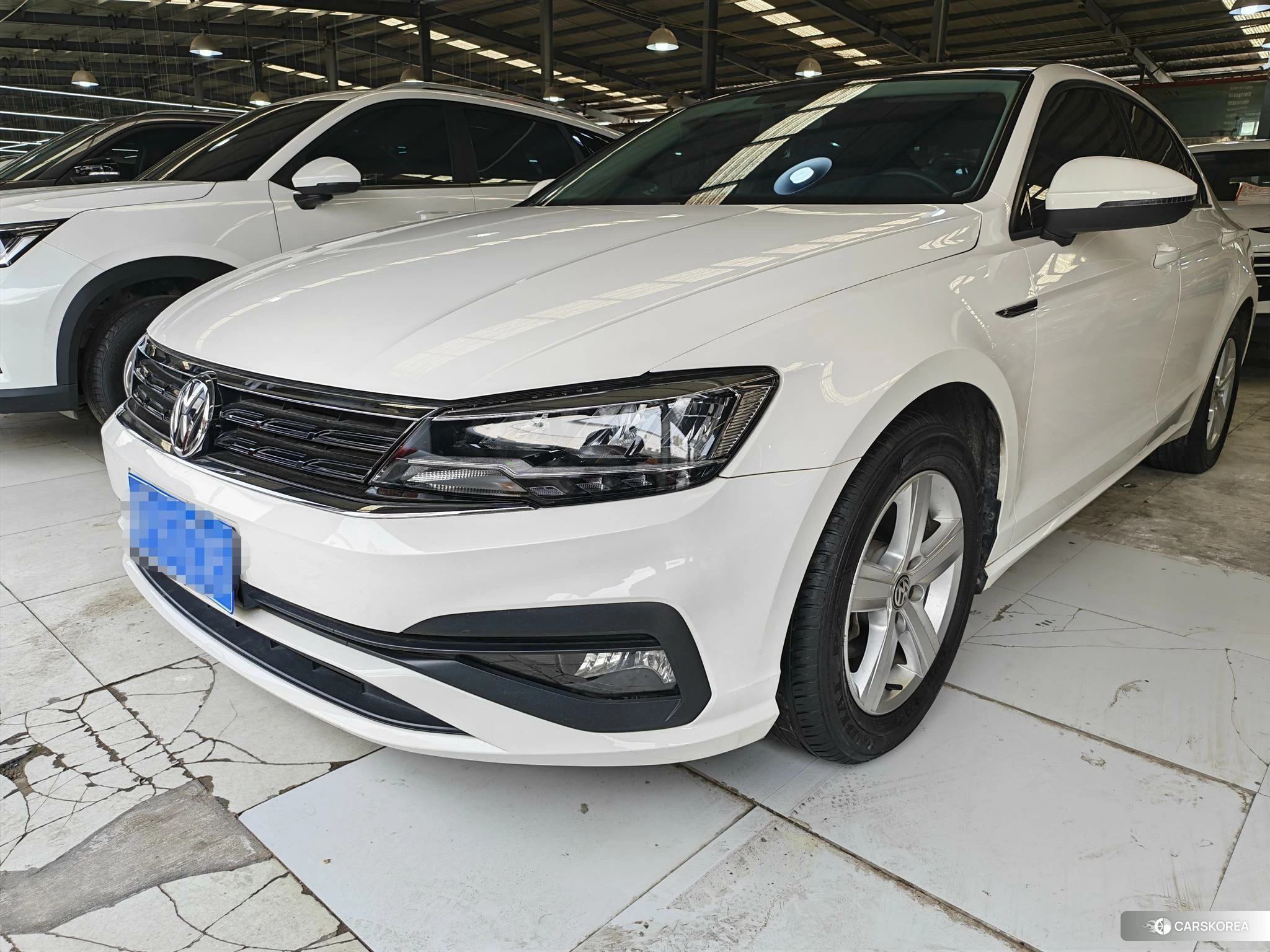 Volkswagen Lingdu 2020 Белый из Китая, фото 6