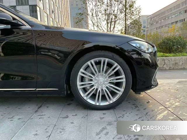 Mercedes-Benz Maybach S-class id 4277102 из Китая 24