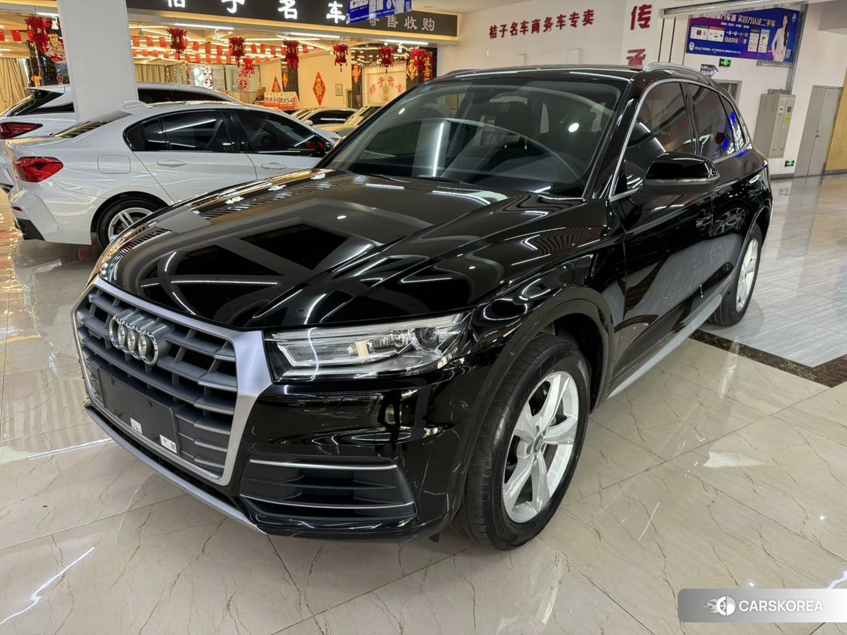 Audi Q5L 2020 Черный из Китая, фото 6