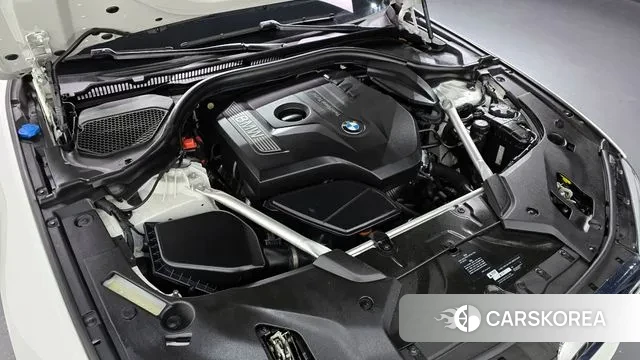 BMW 5 Series (G30) id 3687645 из Кореи 16