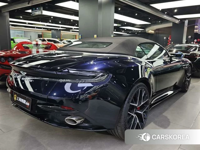 Aston Martin DB12 id 4239872 из Китая 16