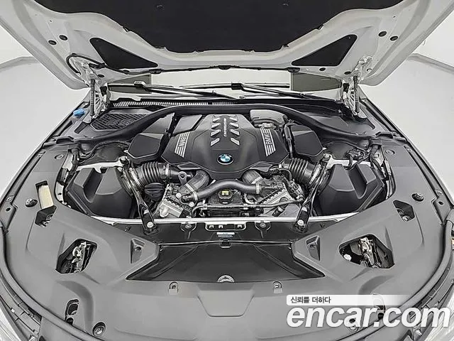 BMW 8 Series (G15) 2023 Белый из Кореи, фото 6