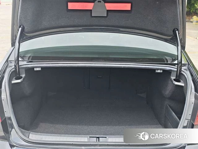 Volkswagen Magotan id 4265535 из Китая 21