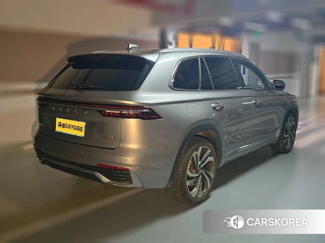Geely Automobile Xingyue L 2023 Темно-серый из Китая, фото 6