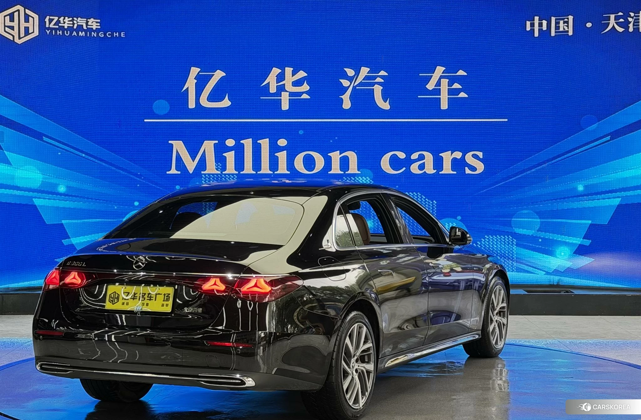 Mercedes-Benz E-class id 4421162 из Китая 13