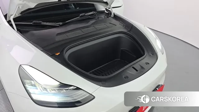 Tesla Model Y id 3263808 из Кореи 16