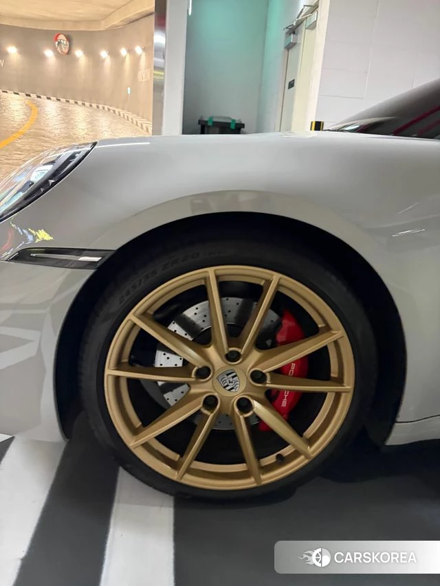 Porsche 911(992) id 4464545 из Кореи 12