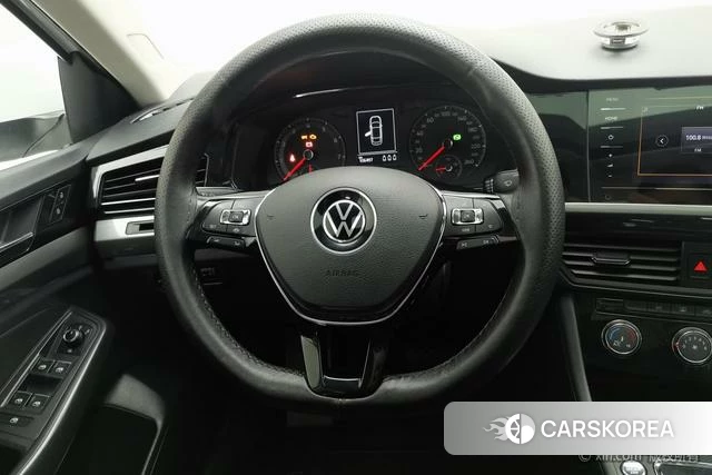 Volkswagen Bora id 4272503 из Китая 20