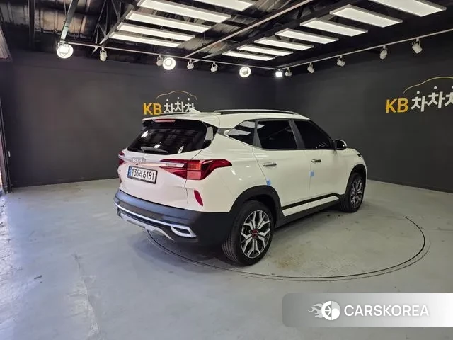 Kia Seltos id 3545518 из Кореи 16