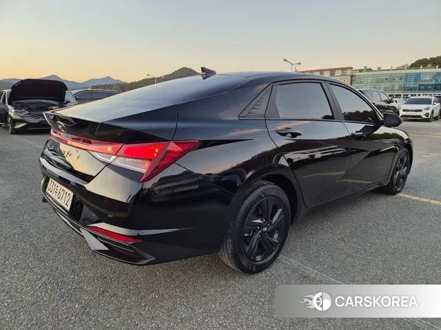 Hyundai Avante (CN7) id 3437961 из Кореи 16