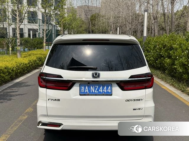 Honda Odyssey 2022 Белый из Китая, фото 6