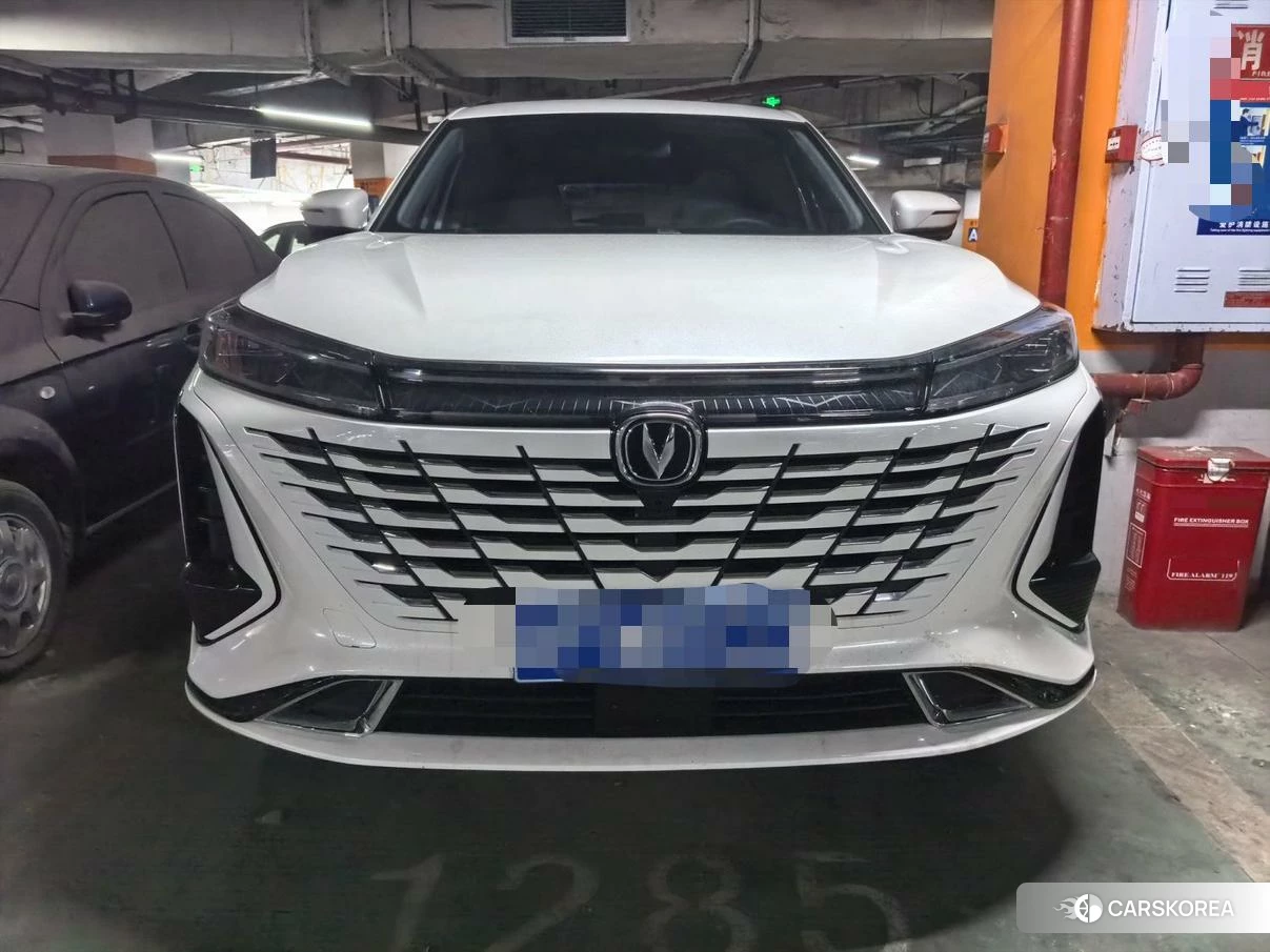 Chang'an CS75 PLUS 2023 Белый из Китая, фото 6