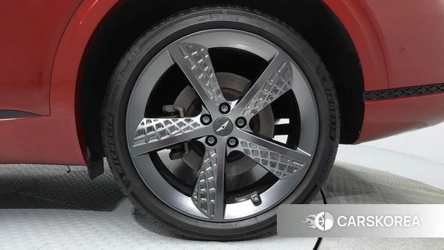 Genesis GV70 id 4231640 из Кореи 16