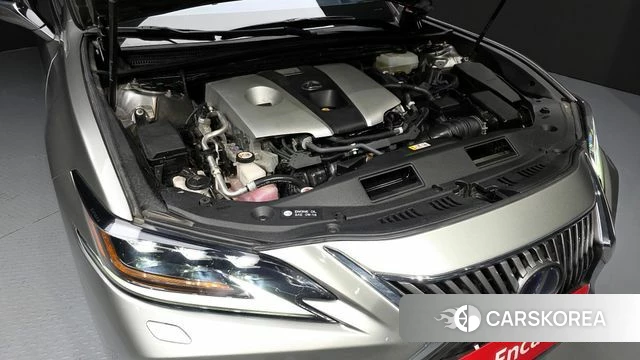 Lexus ES300h 7th generation id 3905173 из Кореи 16