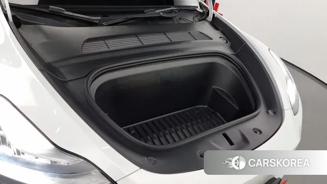 Tesla Model Y id 2554782 из Кореи 16