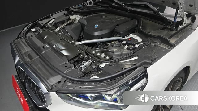 BMW 5 Series (G60) id 4739194 из Кореи 31