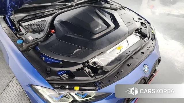 BMW i4 id 3534111 из Кореи 16