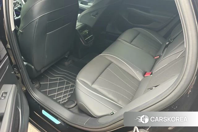 Volkswagen Passat id 4307408 из Китая 13
