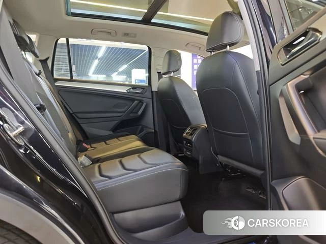 Volkswagen Tiguan L id 4213714 из Китая 28
