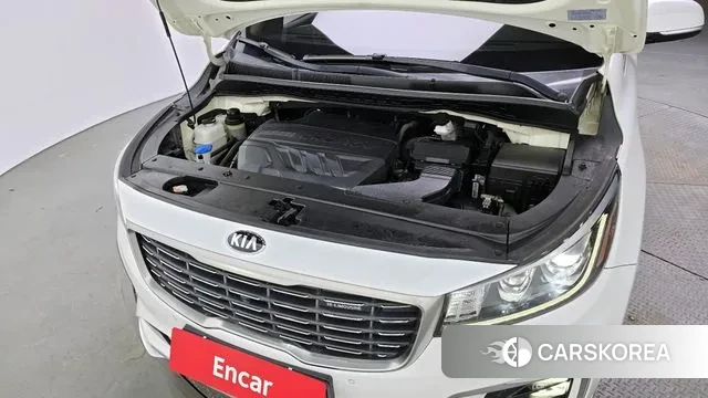 Kia The New Carnival id 3244046 из Кореи 16