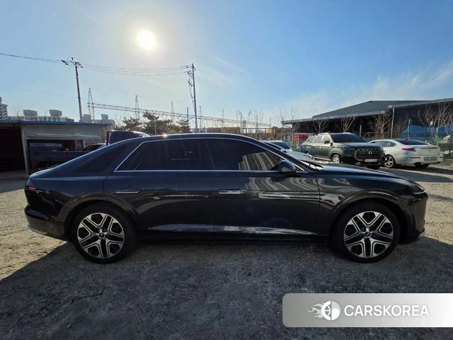 Hyundai Grandeur (GN7) id 3810950 из Кореи 16